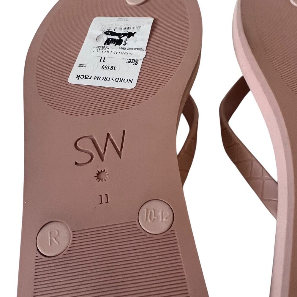 Stuart Weitzman Embossed Flip Flop Thong Sandals … - image 6